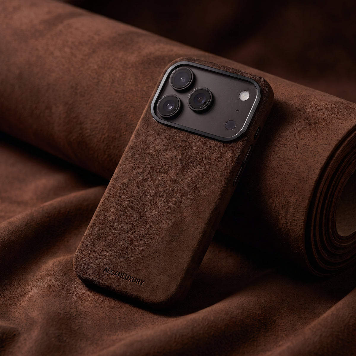 iPhone 17 Pro - Alcantara Case - Chocolate Brown