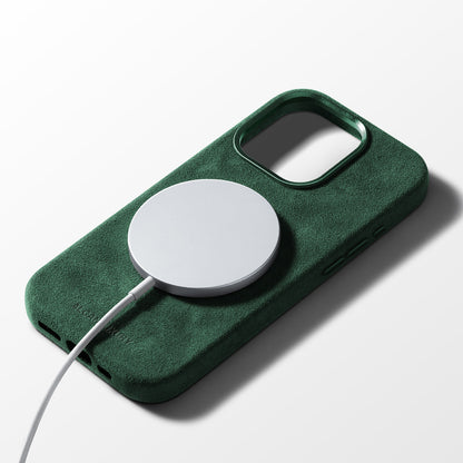 iPhone 15 Plus - Alcantara Case - Midnight Green