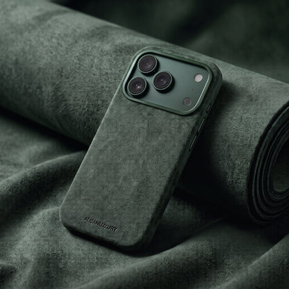 iPhone 17 Pro Max - Alcantara Case - Midnight Green